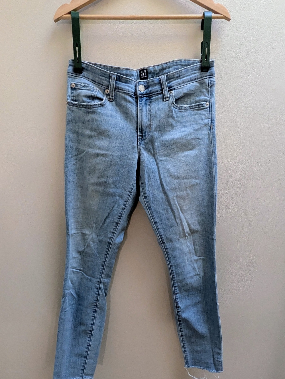 GAP Women's Legging Skinny Jeans - Light Wash Blue Cropped Size 27